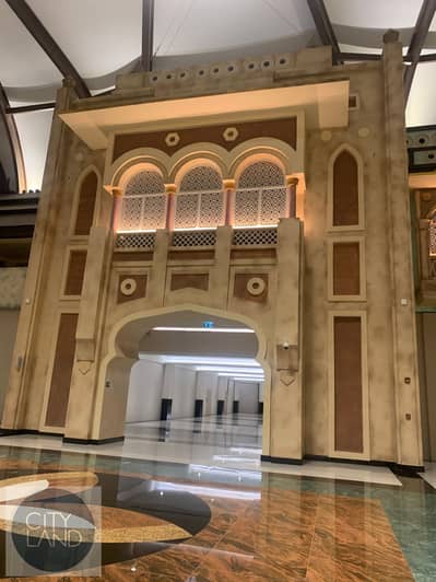 محل تجاري  للايجار في القرية العالمية، دبي - IMG_3208 BD. JPEG