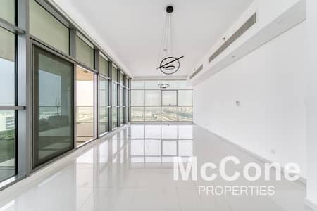 Golf Course View | High Floor | Expansive Balcony