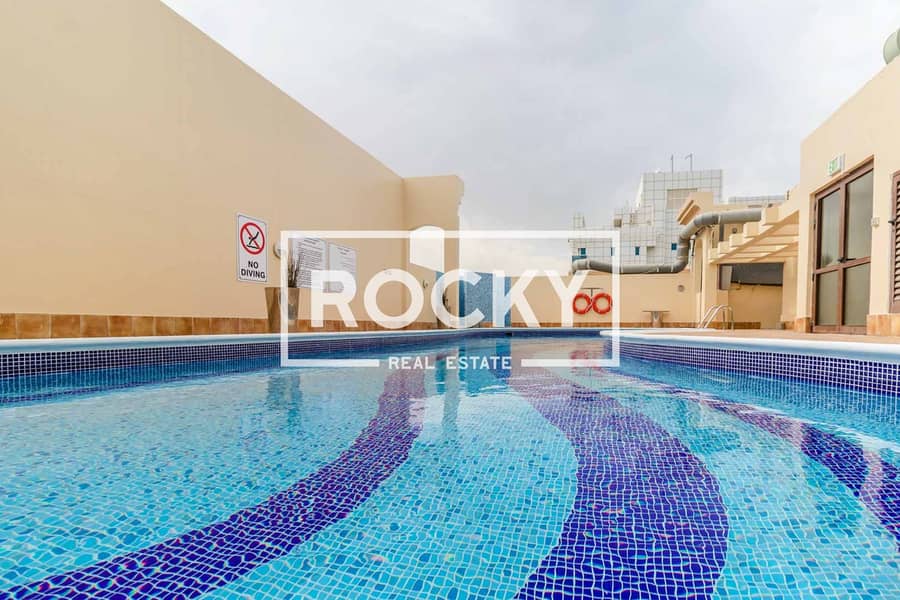 16 Rocky Real Estate - Al Barsha 1 - Al Manaf Building -Common (2 of 7). JPG