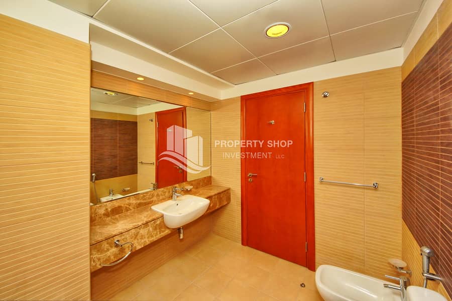 13 2-br-apartment-al-reem-island-shams-abu-dhabi-beach-tower-b-bathroom-1. JPG