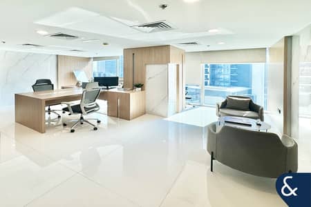 Office for Rent in Business Bay, Dubai - Bright Office | Modern Finish | Vacant Soon