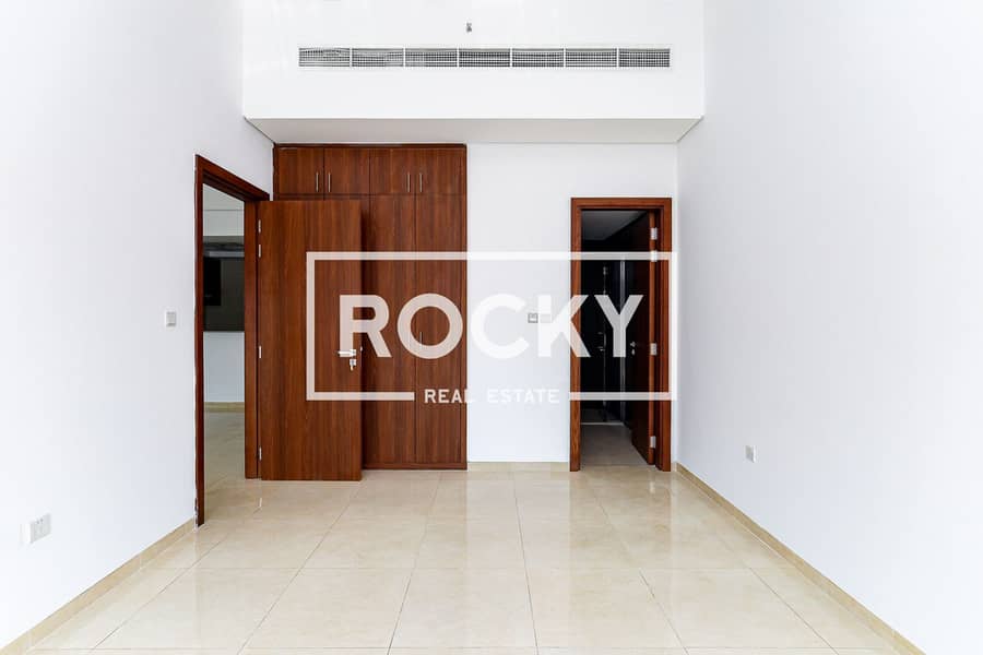 4 Naim Residence - Apartment (12 of 13). jpg