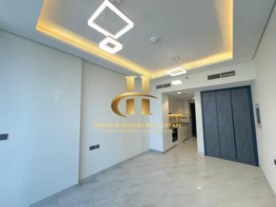 Premium Quality-Modern Layout-Fitted Kitchen