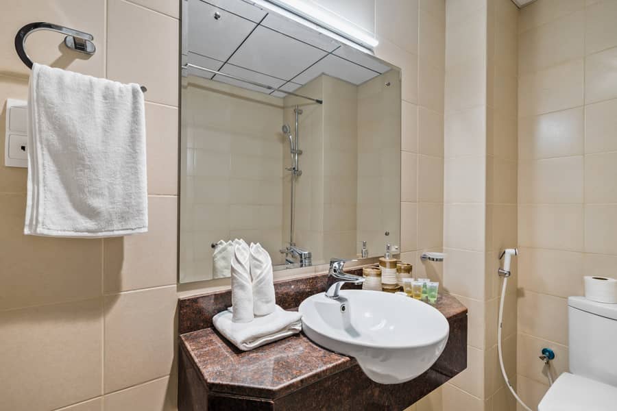 13 Oak Tree Eagle Heights 307 - 21. jpg