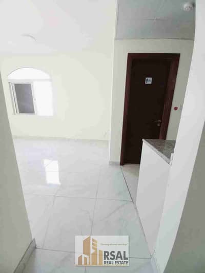 Studio for Rent in Muwaileh Commercial, Sharjah - Z2K0fZtYdkHZM6clkiZw3C0L6OsbDcjlZ8qS5j5d