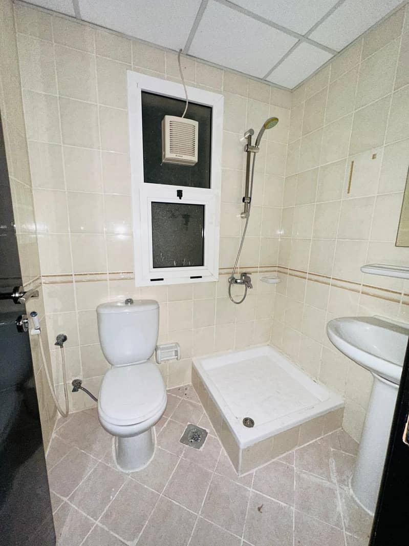 9 1000200778. jpg