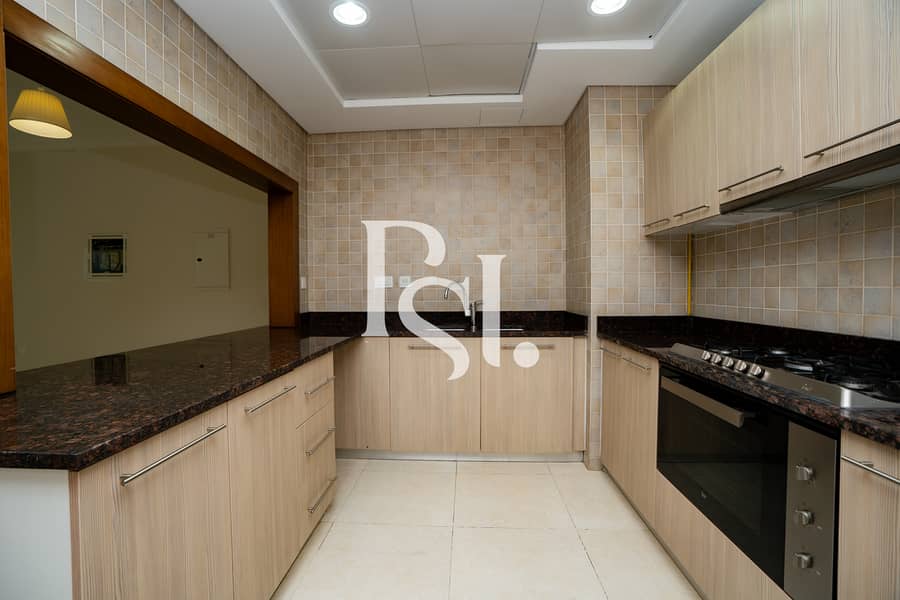 4 2br-yas-island-ansam-building-1-abu-dhabi-14. jpg
