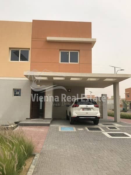 3 BR villa in AlReef 2 available for rent