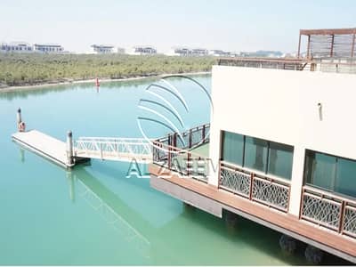VIP Villa | Private YachtDeck | Waterfront