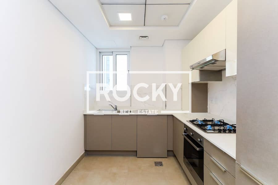 9 Sky views - Apartment (9 of 14). jpg