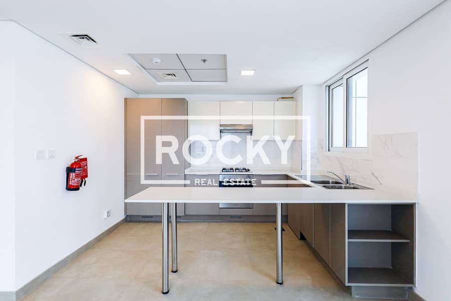 6 Sky views - Apartment (7 of 16). jpg