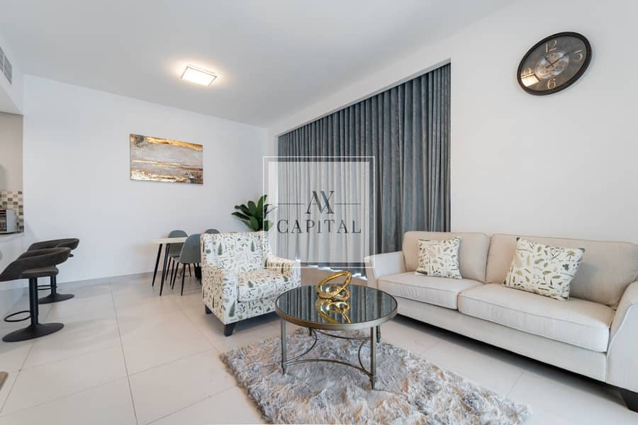 Furnished | Modern | Bright | Spacious | Available