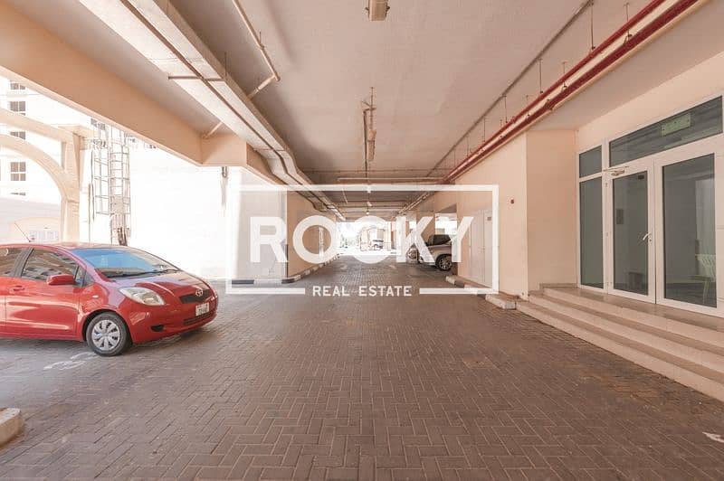 10 Stunning 1 B/R in CBD!  Refurbished with Balcony | International City