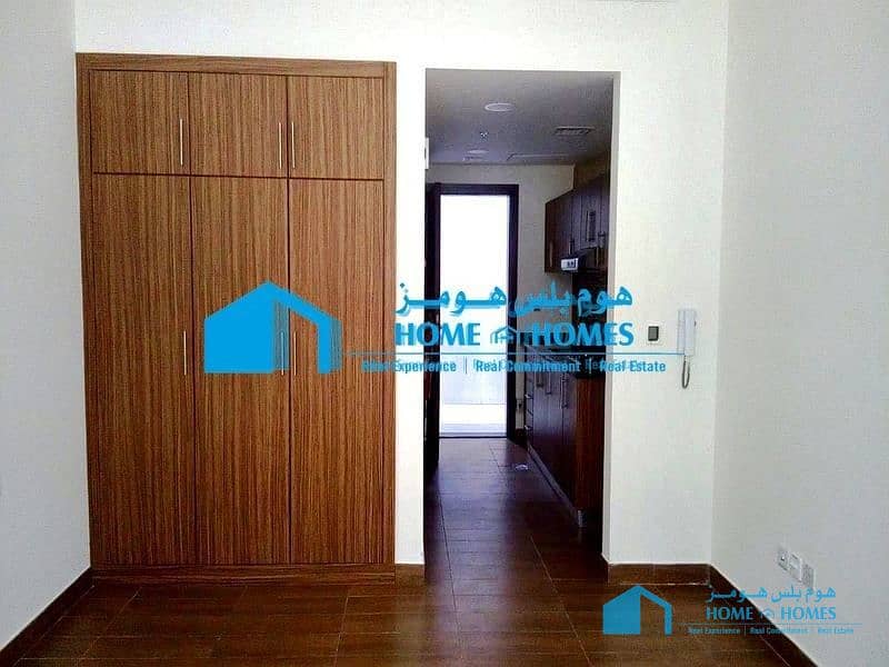 Available Studio for Rent in Benaa G10 Available Studio for Rent in Benaa G10