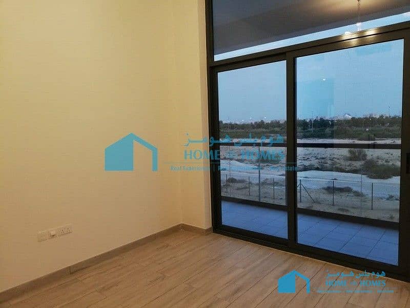21 Brand New 3 BR w/ All Facilities Three Months Free