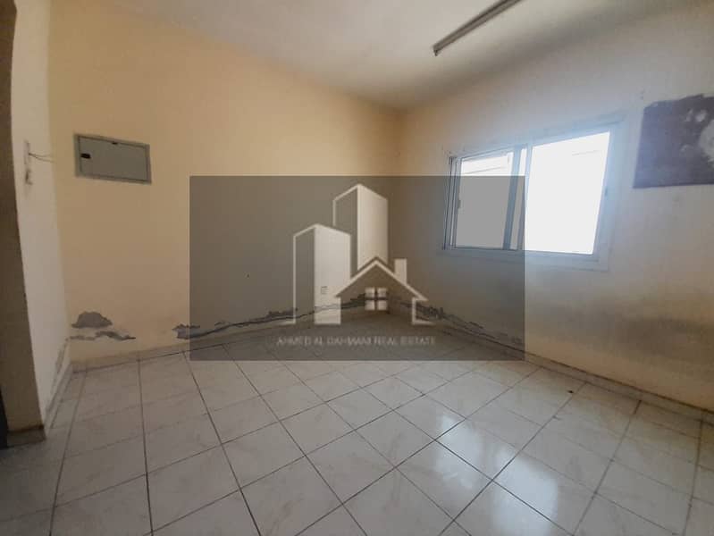 Spacious studio apartment available in Rolla sharjah