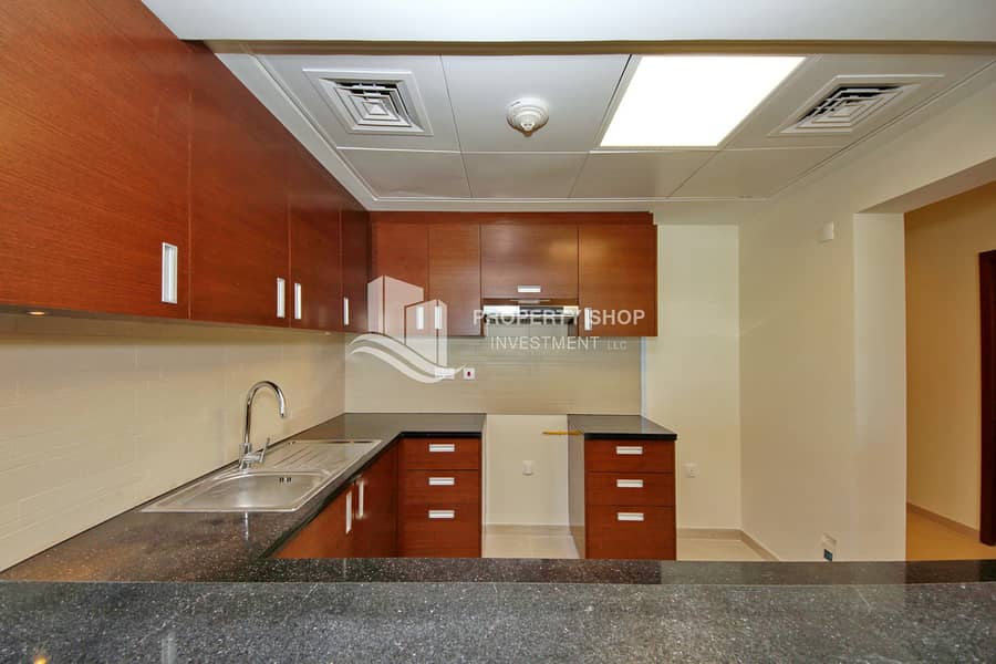 9 1-bedroom-apartment-al-reem-island-shams-abu-dhabi-gate-tower-1-kitchen-2. JPG