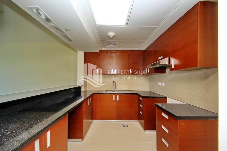 10 1-bedroom-apartment-al-reem-island-shams-abu-dhabi-gate-tower-1-kitchen. JPG