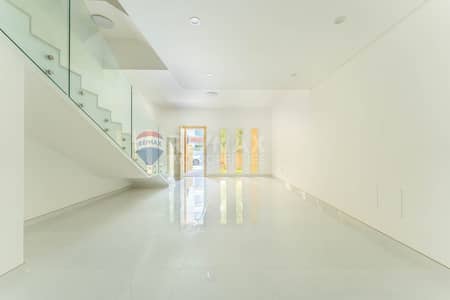 Spacious Family Home|Vacant on Transfer|Best Deal