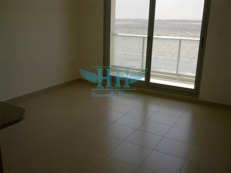 Centrally Located in IMPZ I  1 Bedroom with Balcony