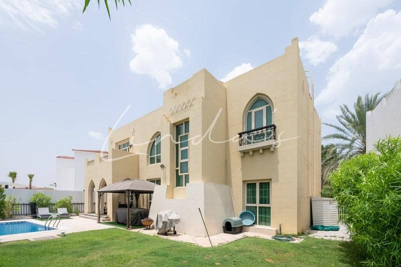 Superb Villa|Private Pool| Immaculate and Spacious