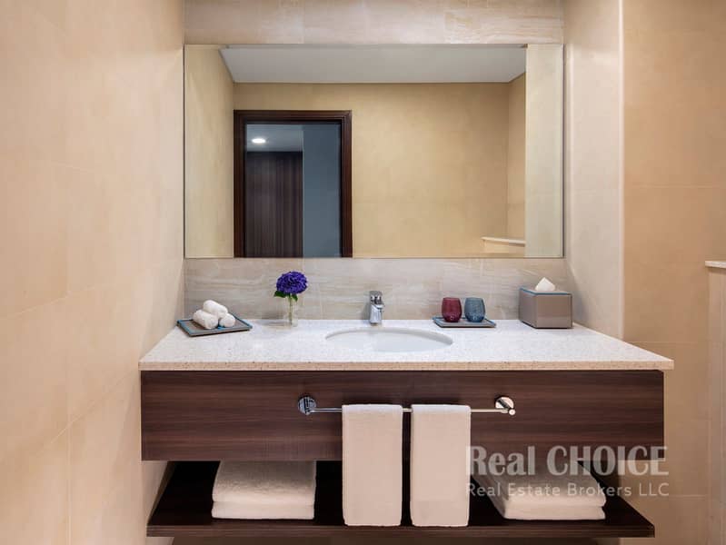 8 VPVD_Superior Seaview 3 Bedroom Apartment_Guest Bathroom. jpg