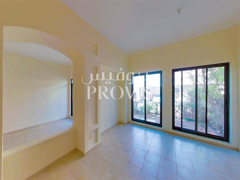 Luxurious 5 Bed Villa+Facilities! No Commission! Luxurious 5 Bed Villa+Facilities! No Commission!
