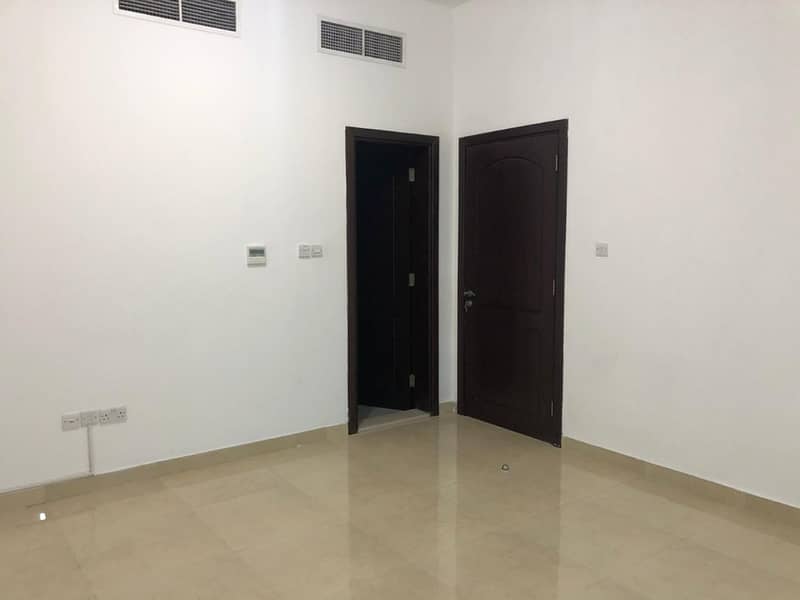 شقة في مدينة محمد بن زايد 1 غرفة 35000 درهم - 4027325