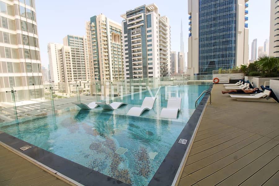 位于商业湾，多瑙河畔贝兹大楼 的公寓 84000 AED - 9408859