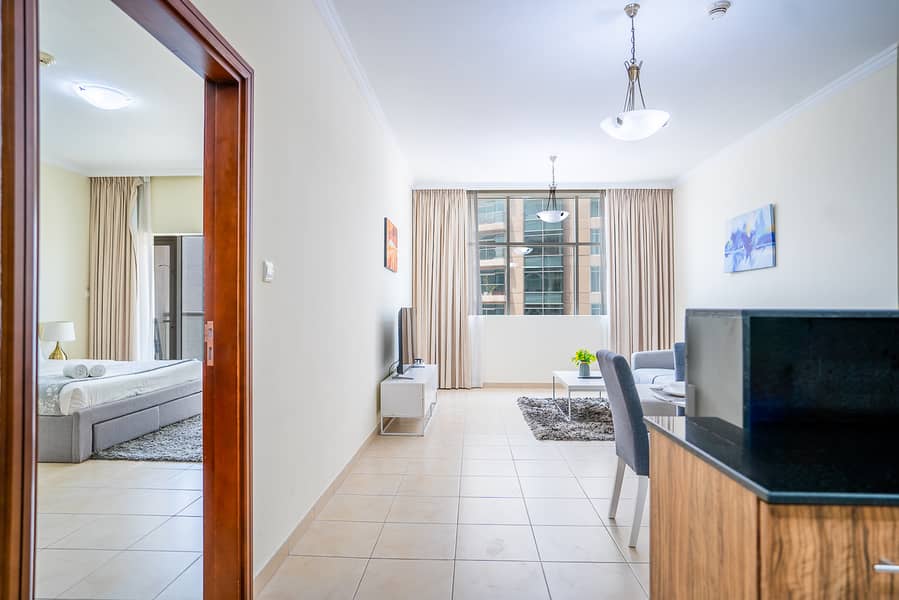 8 1BR, Burj Al Nujoom-14. jpg