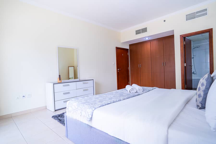 10 1BR, Burj Al Nujoom-4. jpg