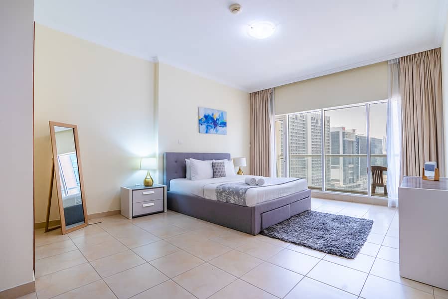 11 1BR, Burj Al Nujoom. jpg