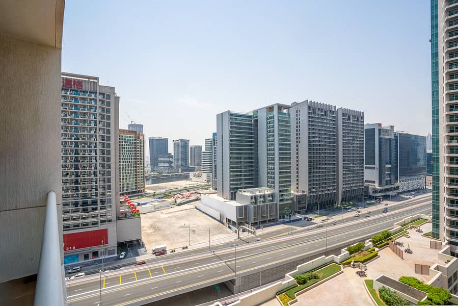 16 1BR, Burj Al Nujoom-16. jpg