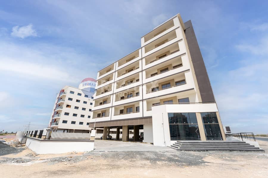 Residential and Retail Building for Sale Residential and Retail Building for Sale