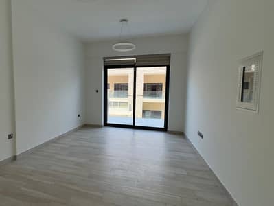 STUDIO TYPE | UNFURNISHED | BRIGHT LAYOUT