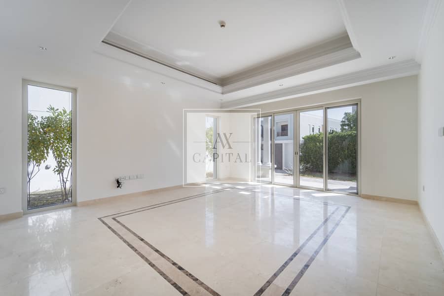 Backing Park | Close To Club House | Mediterranean Backing Park | Close To Club House | Mediterranean