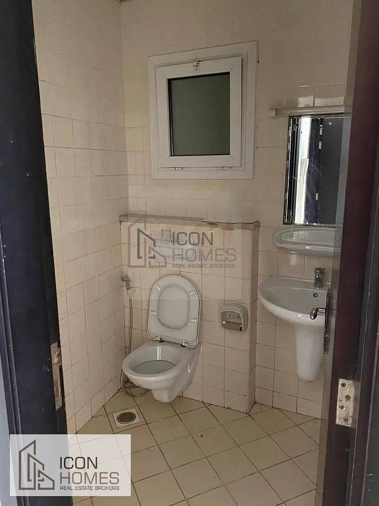 6 Ready to Move- in | Near Metro | Well Maintained
