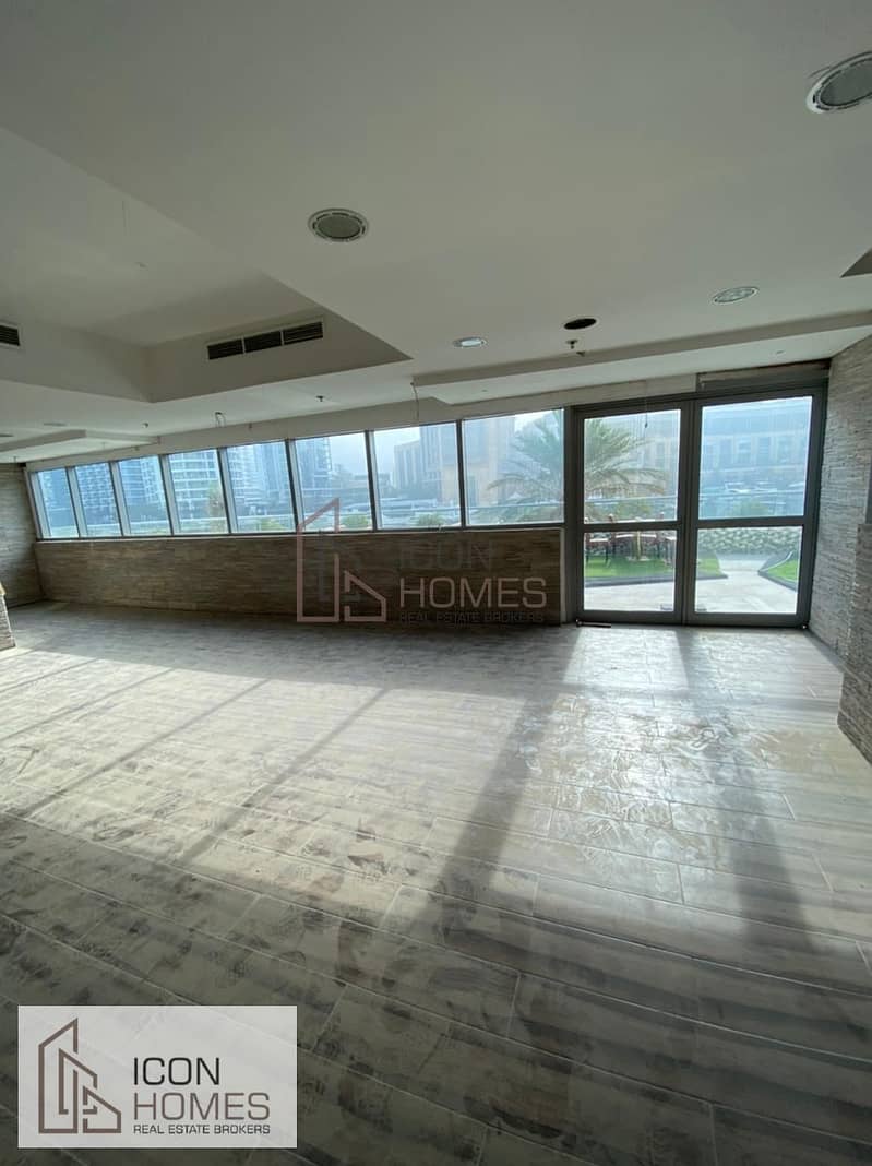 19 FANTASTIC FULL MARINA VIEW Retail Shop with OUTDOOR SEATING UPSTAIRS for sale - 6.5m!