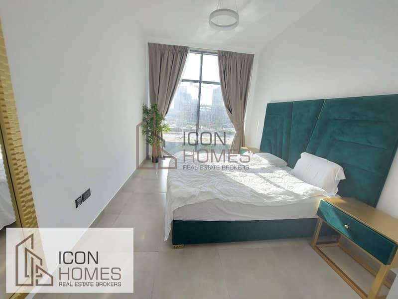 17 HIGH END TWO  BEDROOM  APARTMENT IN ELYSEE