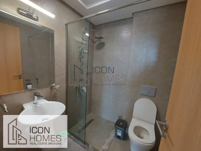 18 HIGH END TWO  BEDROOM  APARTMENT IN ELYSEE