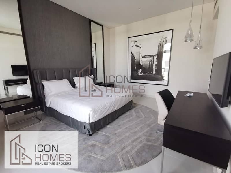 8 Luxurious Fully Furnished 6 Bedroom Villa  | Paramount Style