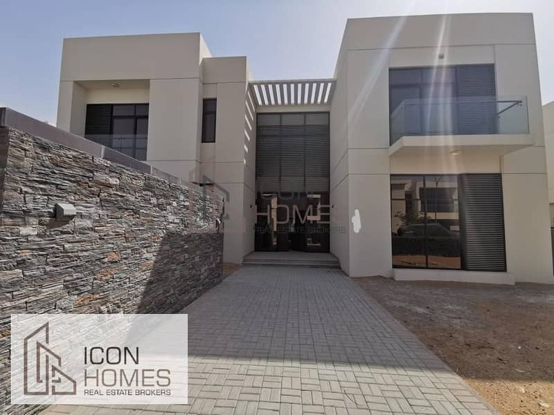 18 Luxurious Fully Furnished 6 Bedroom Villa  | Paramount Style