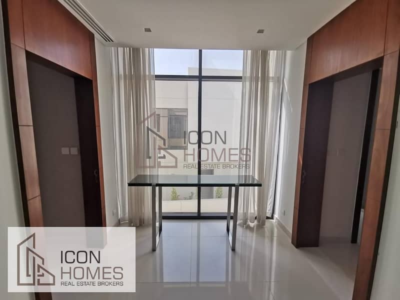 26 Luxurious Fully Furnished 6 Bedroom Villa  | Paramount Style