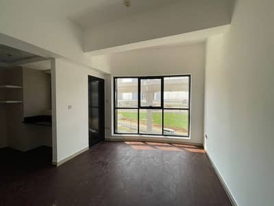 Near to Metro | Unfurnished | Great Location