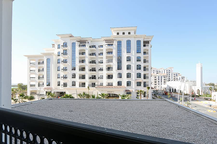 Elite Location | Spacious Studio | Top Facilities Elite Location | Spacious Studio | Top Facilities