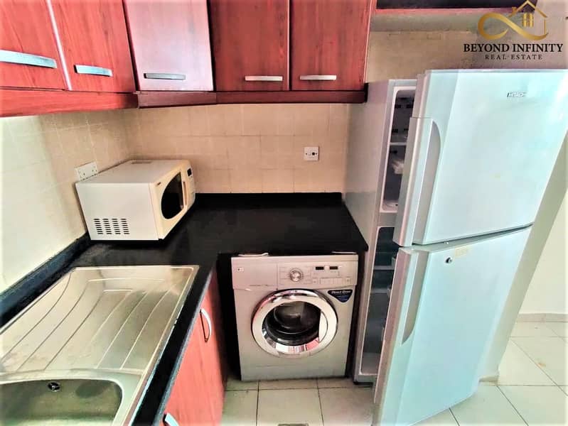 6 HURRY!!! Rent  A Property Next  To  Metro Station