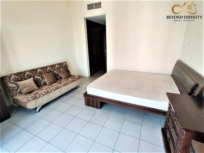 7 HURRY!!! Rent  A Property Next  To  Metro Station