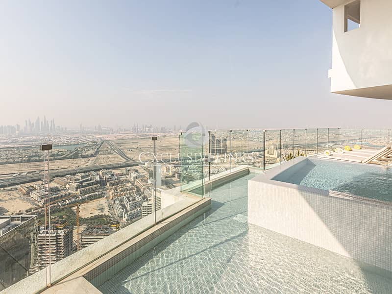 Exquisite 4 Bedroom Penthouse with Skyline Views Exquisite 4 Bedroom Penthouse with Skyline Views
