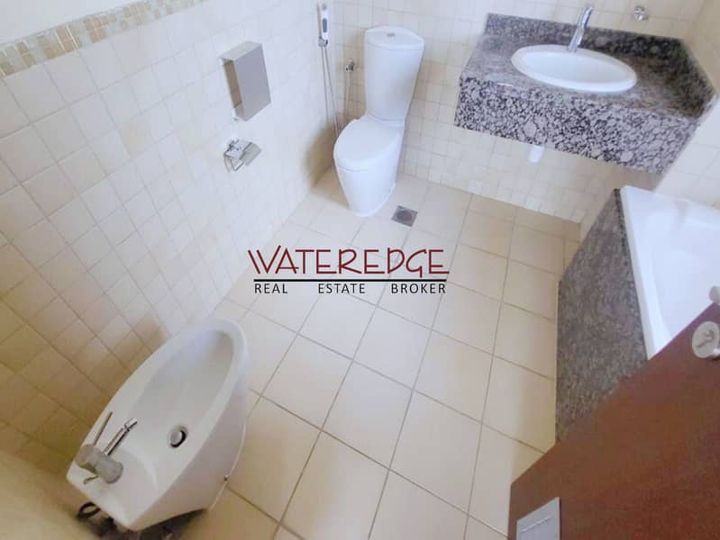12 Image 3. jpg