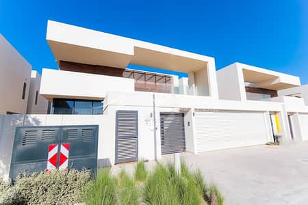 5 Bedroom Villa for Rent in Yas Island, Abu Dhabi - Vacant Unit | Luxurious Villa | Prime Area